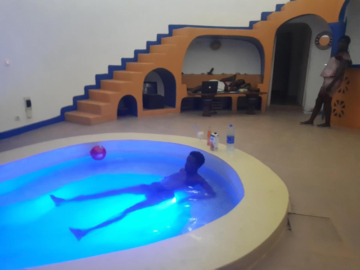 La Maison Blanche Deni Biram Ndao ภายนอก รูปภาพ